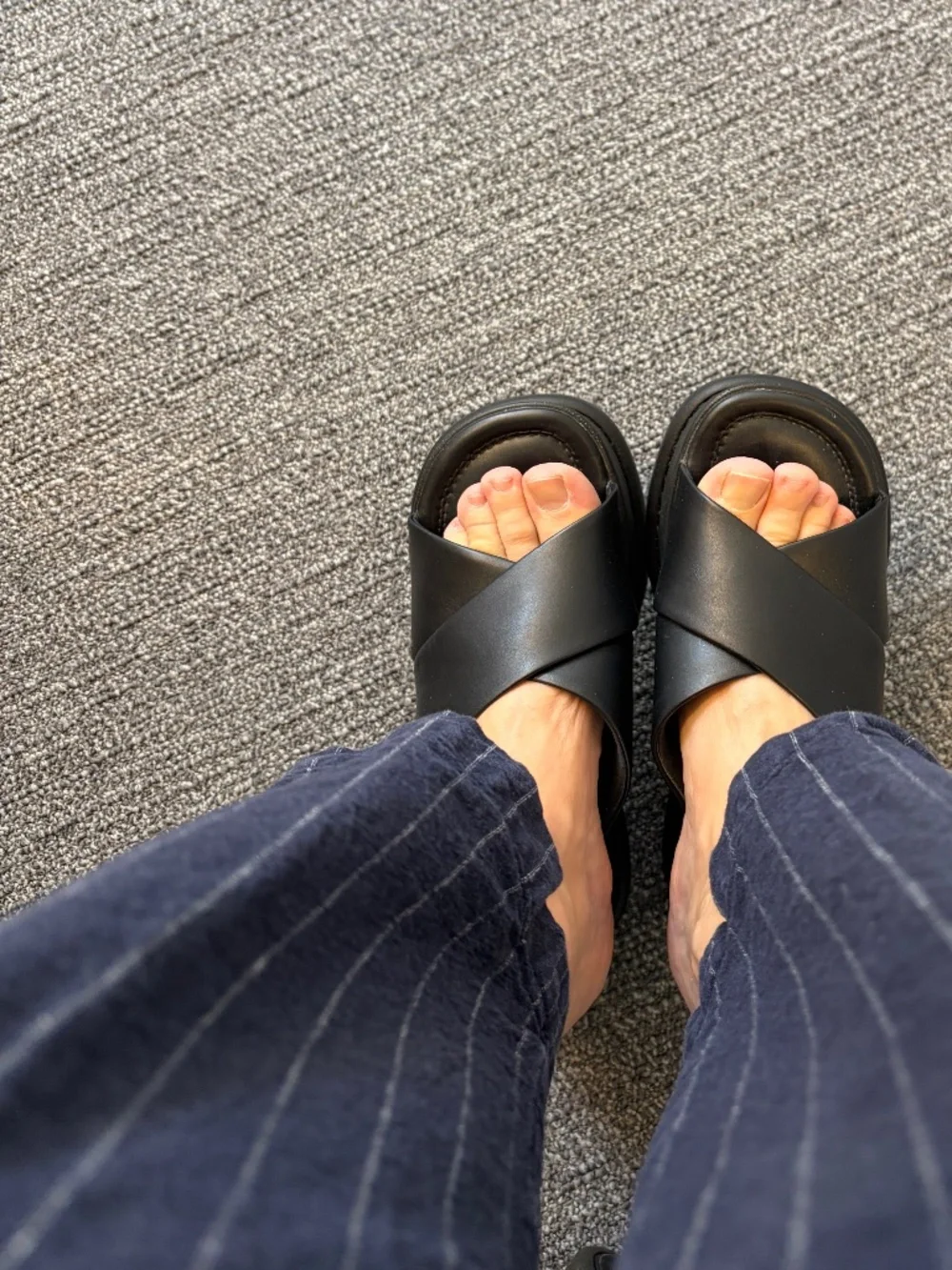 Uniqlo platform crisscross sandals